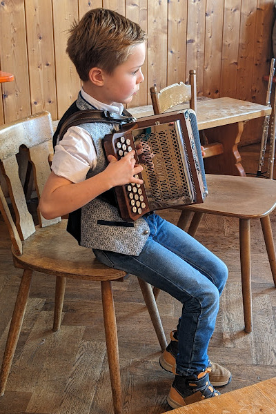 Maximilian mit der Ziach