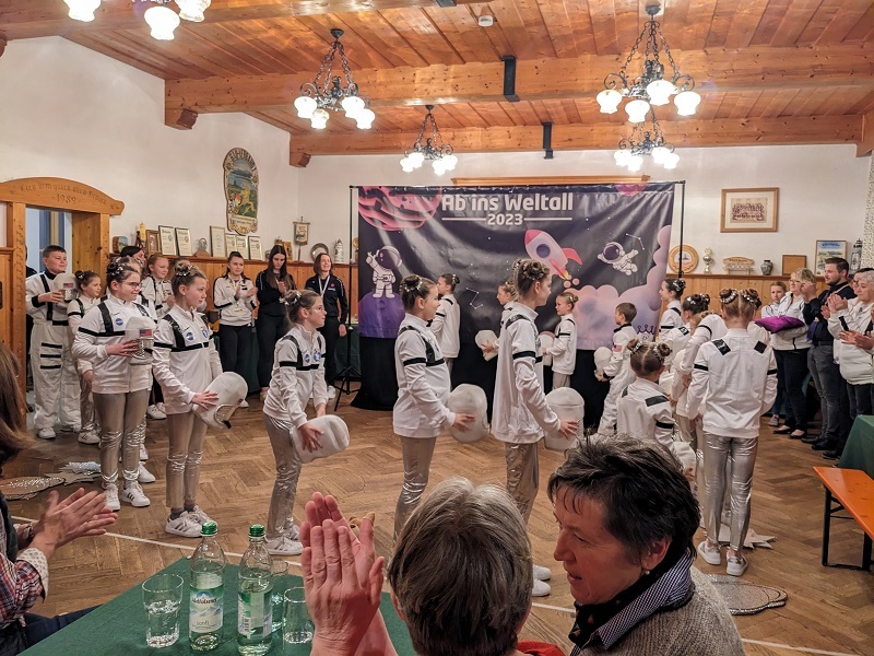 Einmarsch der Kinder- und Jugendgarde